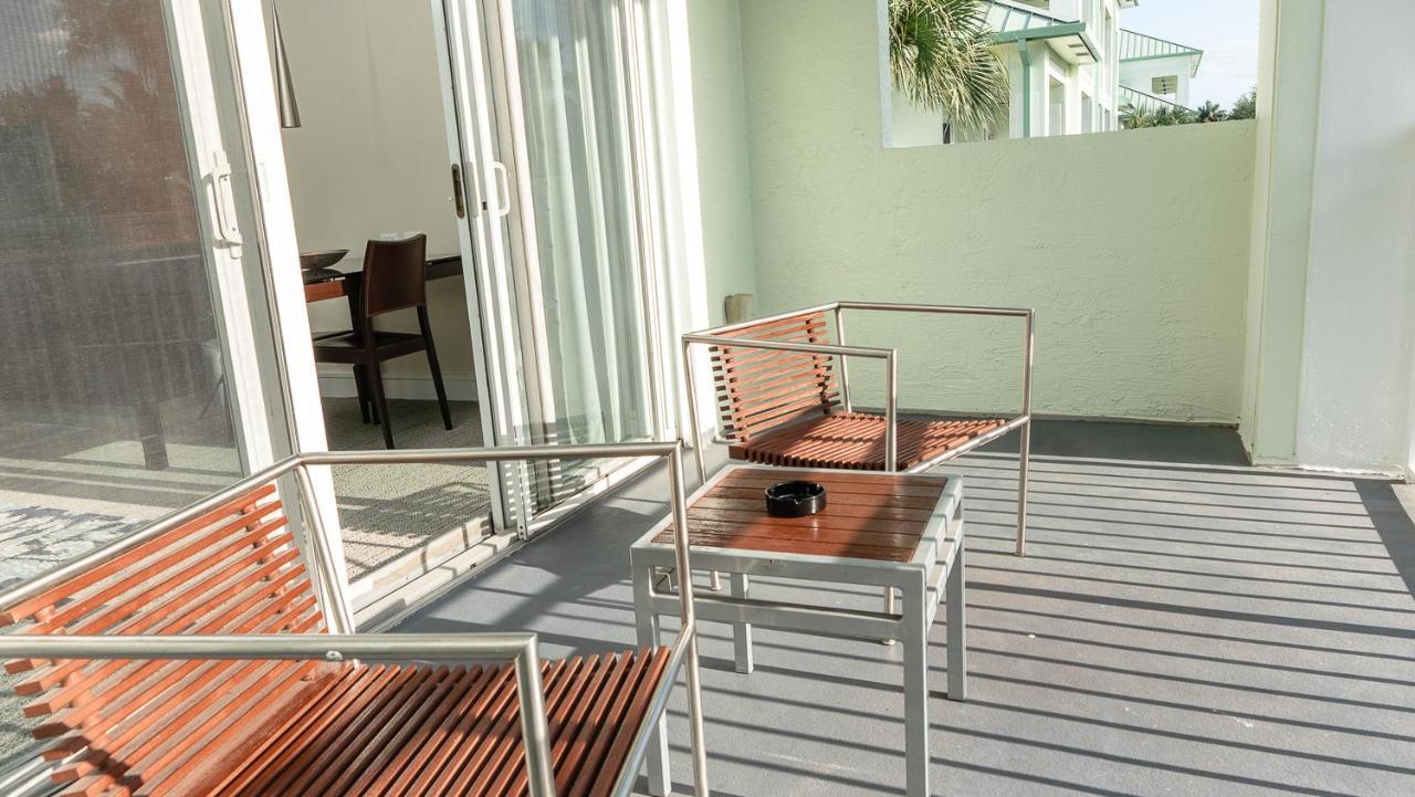 Modern Private Studio - King Bed, Jacuzzi, Balcony And Pool Aparthotel Miami Buitenkant foto